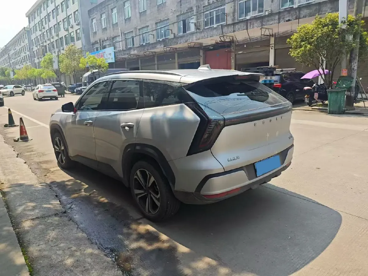 2025 Geely StarRay 1.5T 181HP L4 7DCT,autocango,china used car exporter,china ev exporter,chinese used car exporter,chinese used ev exporter