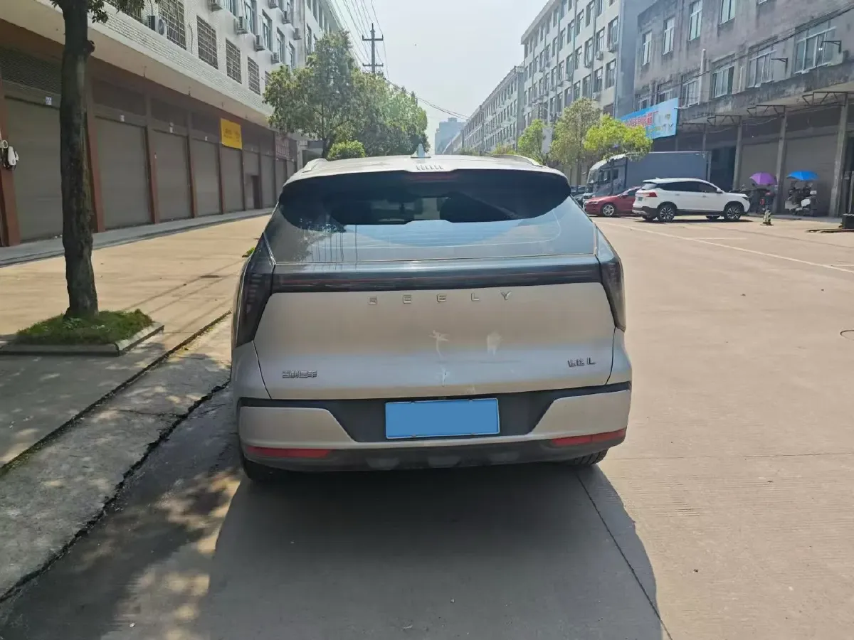 2025 Geely StarRay 1.5T 181HP L4 7DCT,autocango,china used car exporter,china ev exporter,chinese used car exporter,chinese used ev exporter
