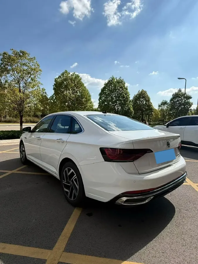 2022 Volkswagen Sagitar 1.4T 150HP L4 7DCT,autocango,china used car exporter,china ev exporter,chinese used car exporter,chinese used ev exporter