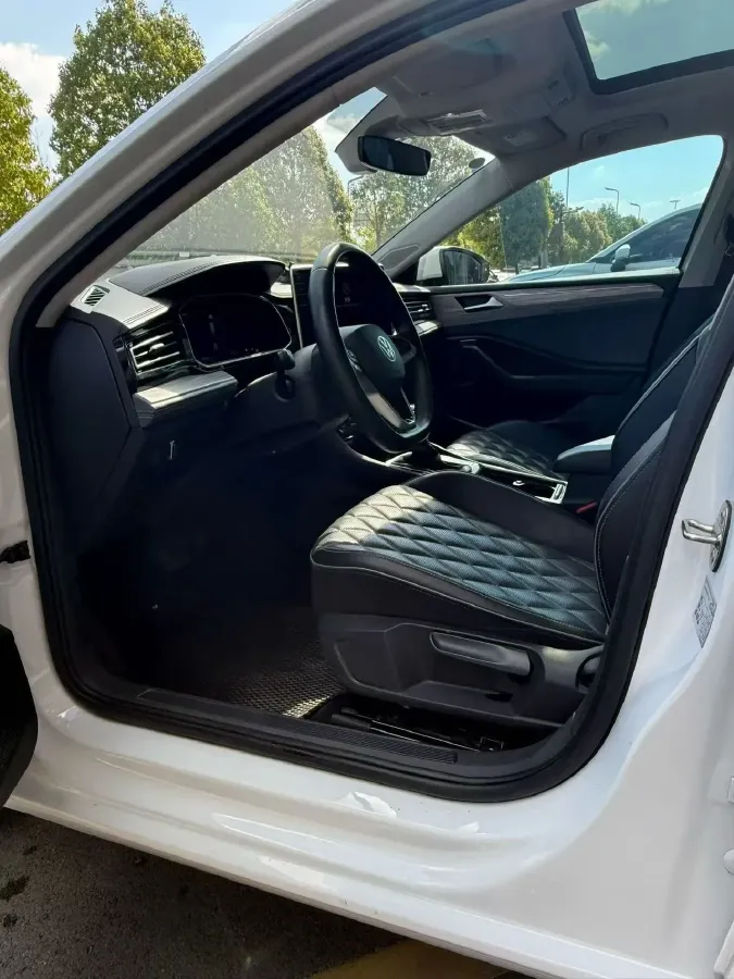 2022 Volkswagen Sagitar 1.4T 150HP L4 7DCT,autocango,china used car exporter,china ev exporter,chinese used car exporter,chinese used ev exporter