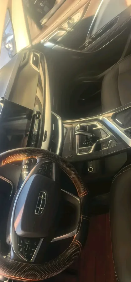2021 Geely JiaJi 1.5T 177HP L3 7DCT,autocango,china used car exporter,china ev exporter,chinese used car exporter,chinese used ev exporter