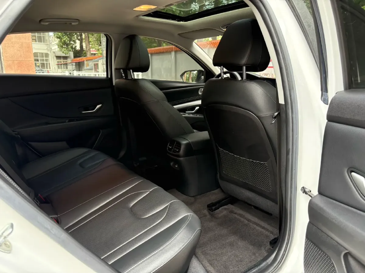 2022 Hyundai Elantra 1.5L 115HP L4 CVT,autocango,china used car exporter,china ev exporter,chinese used car exporter,chinese used ev exporter