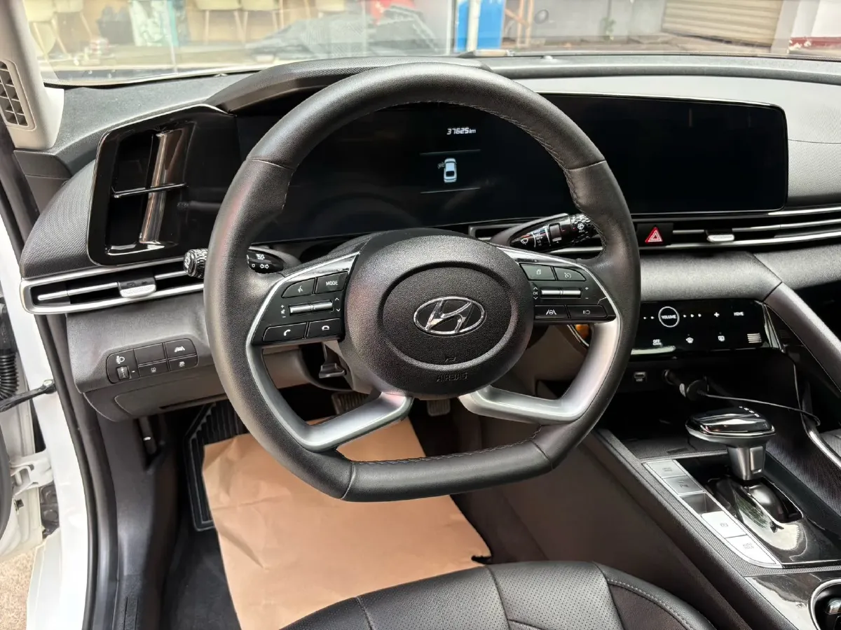 2022 Hyundai Elantra 1.5L 115HP L4 CVT,autocango,china used car exporter,china ev exporter,chinese used car exporter,chinese used ev exporter
