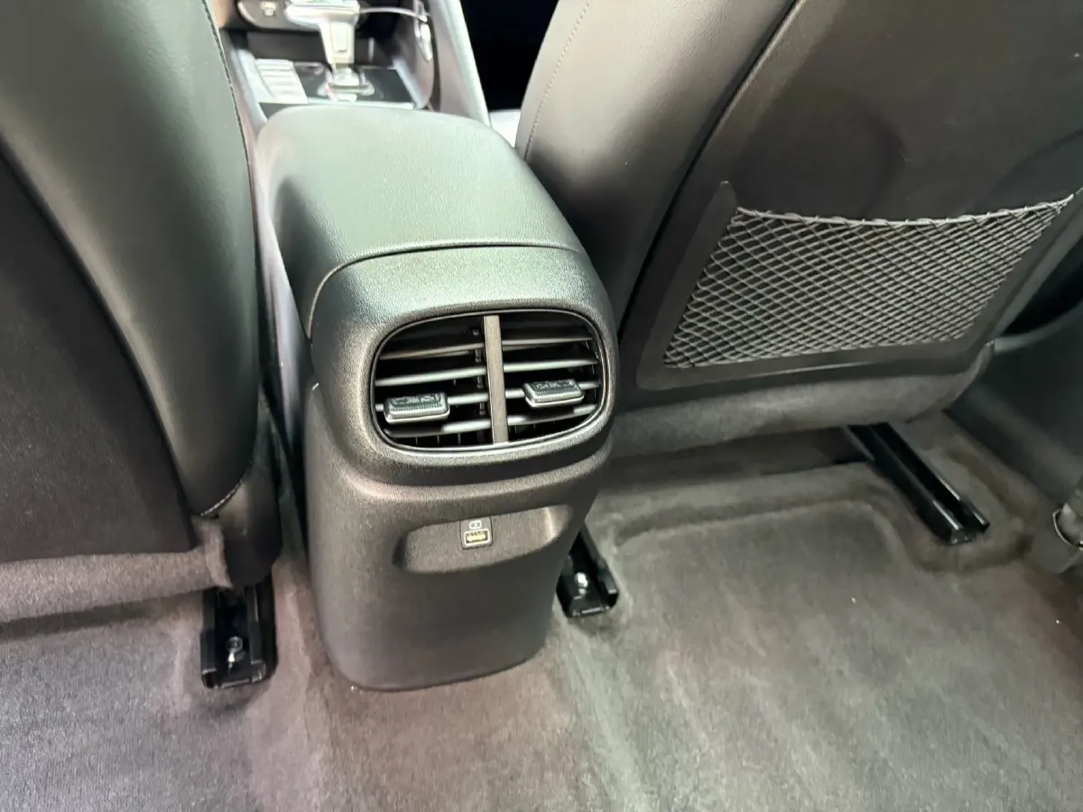 2022 Hyundai Elantra 1.5L 115HP L4 CVT,autocango,china used car exporter,china ev exporter,chinese used car exporter,chinese used ev exporter