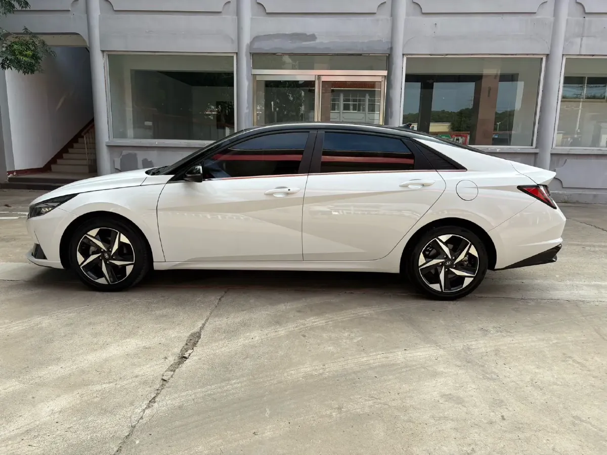 2022 Hyundai Elantra 1.5L 115HP L4 CVT,autocango,china used car exporter,china ev exporter,chinese used car exporter,chinese used ev exporter