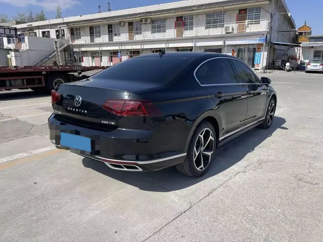 2023 Volkswagen Magotan 2.0T 186HP L4 7DCT,autocango,china used car exporter,china ev exporter,chinese used car exporter,chinese used ev exporter