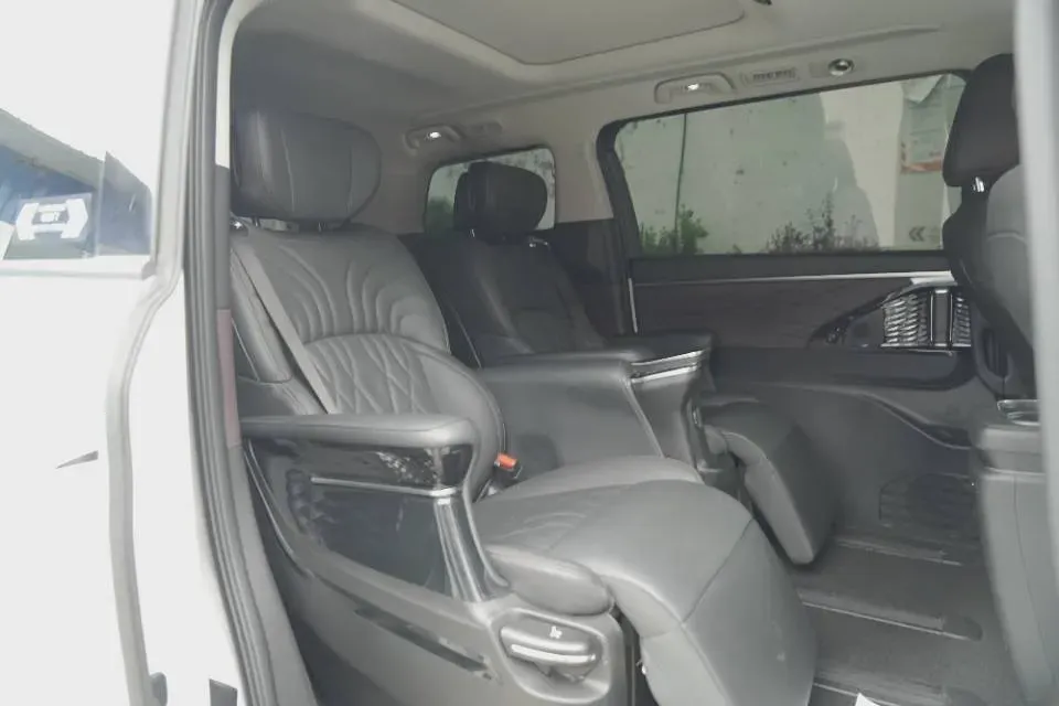 2024 GAC Trumpchi M8 2.0T 252HP L4 8AT,autocango,china used car exporter,china ev exporter,chinese used car exporter,chinese used ev exporter