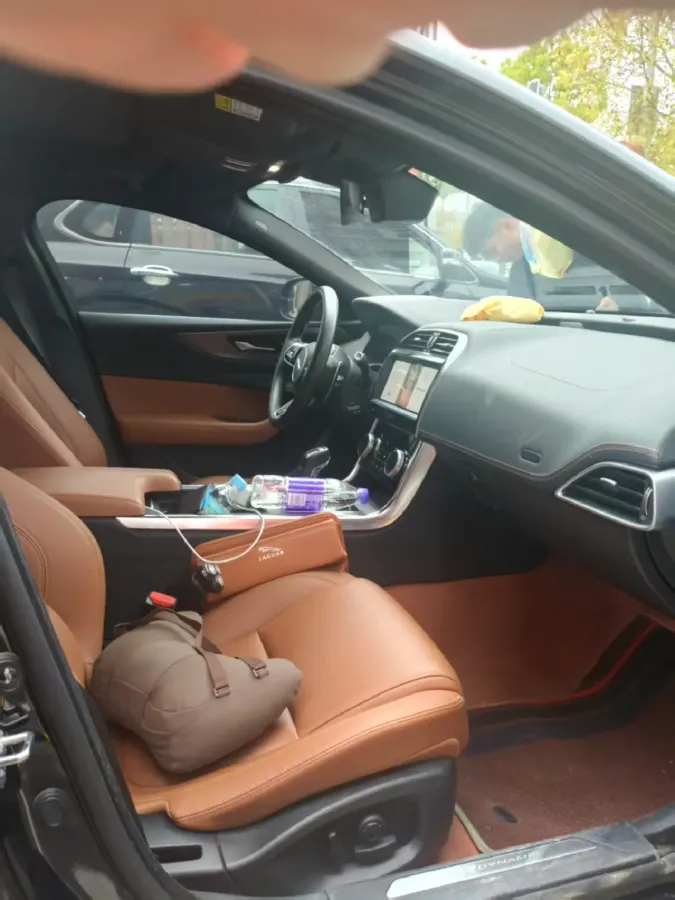 2022 Jaguar XEL 2.0T 250HP L4 8AT,autocango,china used car exporter,china ev exporter,chinese used car exporter,chinese used ev exporter