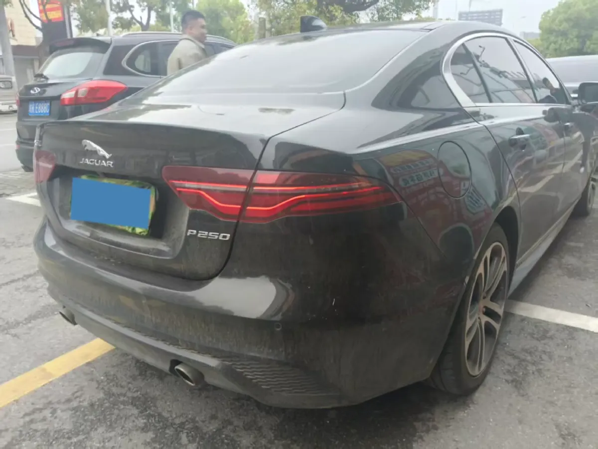 2022 Jaguar XEL 2.0T 250HP L4 8AT,autocango,china used car exporter,china ev exporter,chinese used car exporter,chinese used ev exporter