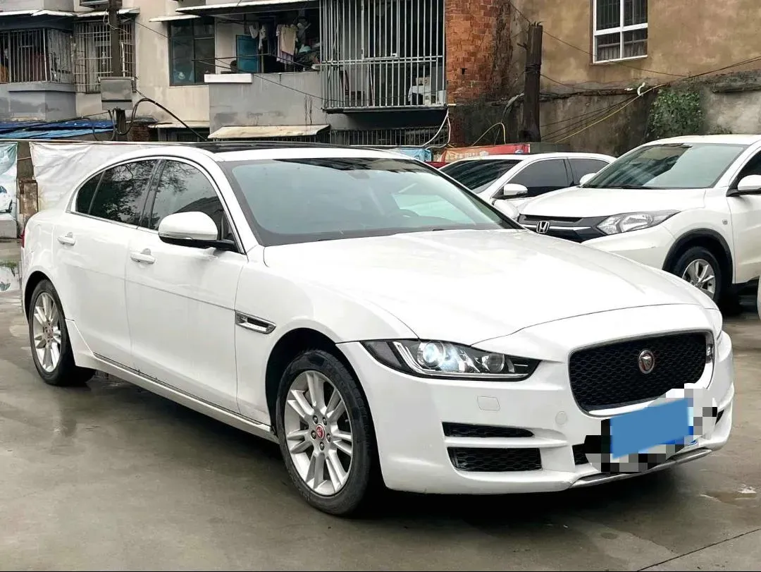 2018 Jaguar XEL 2.0T 200HP L4 8AT,autocango,china used car exporter,china ev exporter,chinese used car exporter,chinese used ev exporter