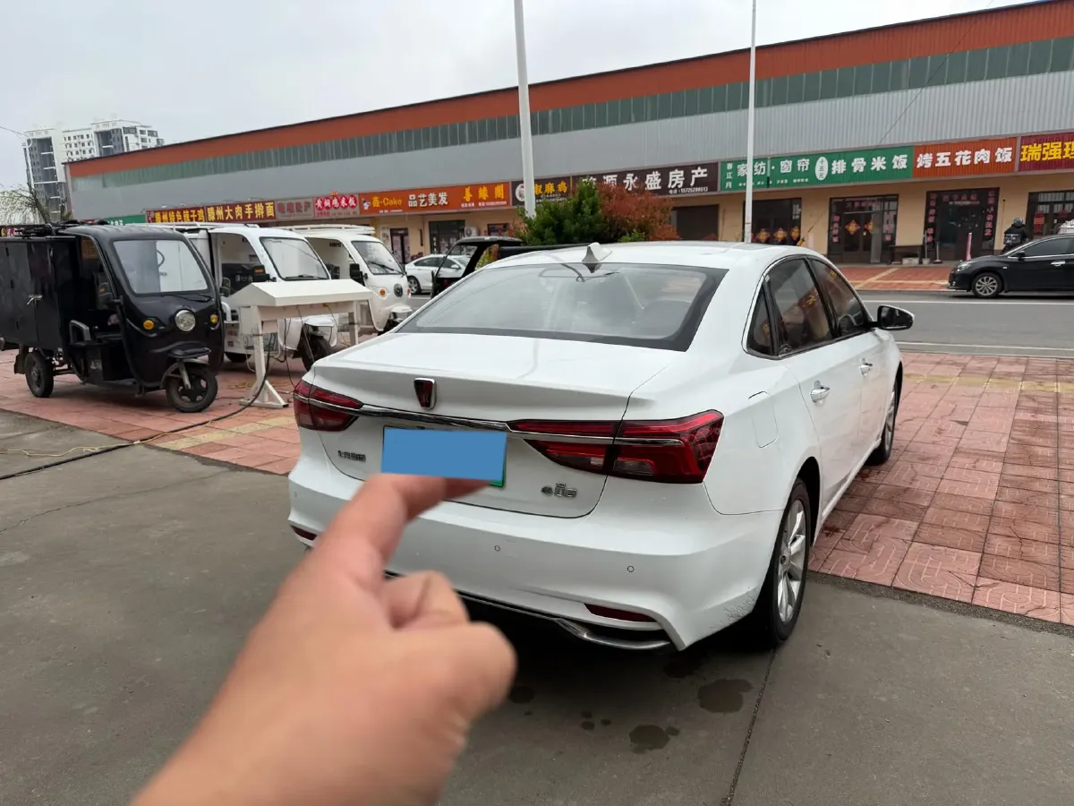 2017 Roewe i6 1.0T 125HP L3 2AT PHEV,autocango,china used car exporter,china ev exporter,chinese used car exporter,chinese used ev exporter
