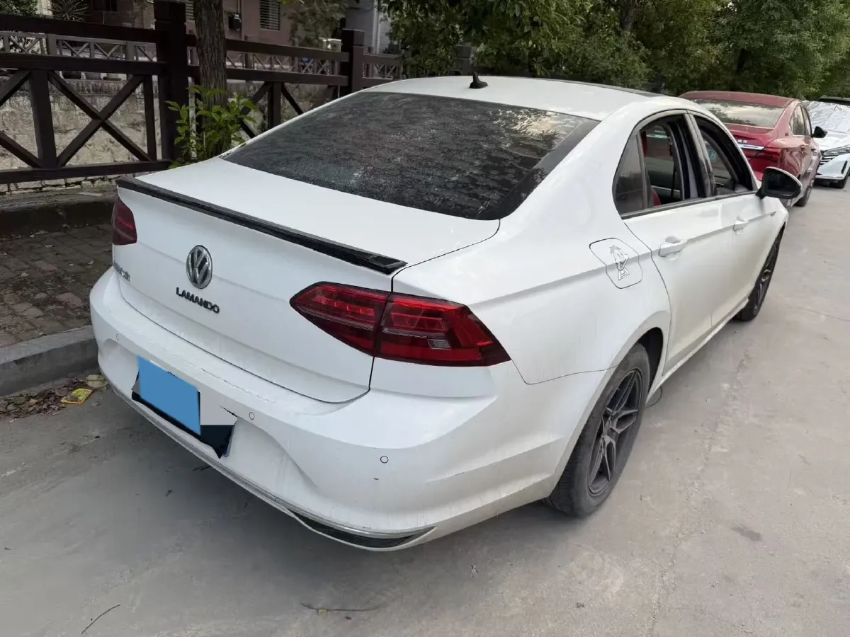 2019 Volkswagen T-Cross 1.4T 150HP L4 7DCT,autocango,china used car exporter,china ev exporter,chinese used car exporter,chinese used ev exporter