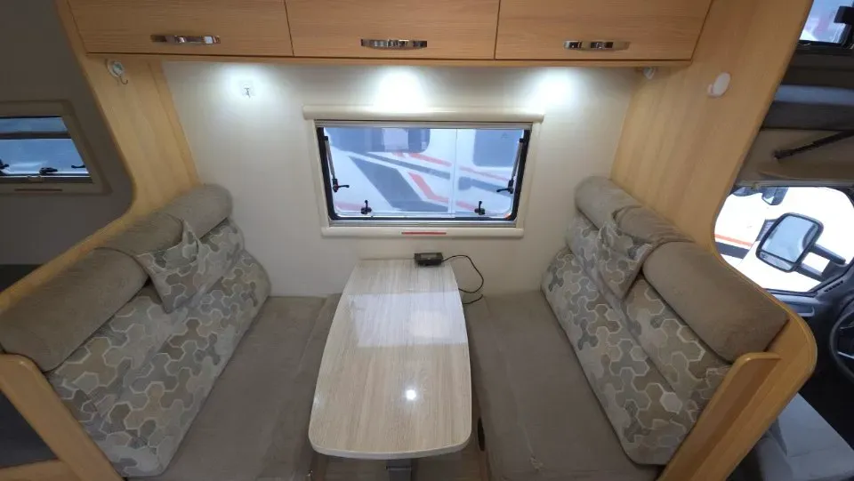 2019 MAXUS XinTu V80 2.5T 136HP L4 6MT,autocango,china used car exporter,china ev exporter,chinese used car exporter,chinese used ev exporter