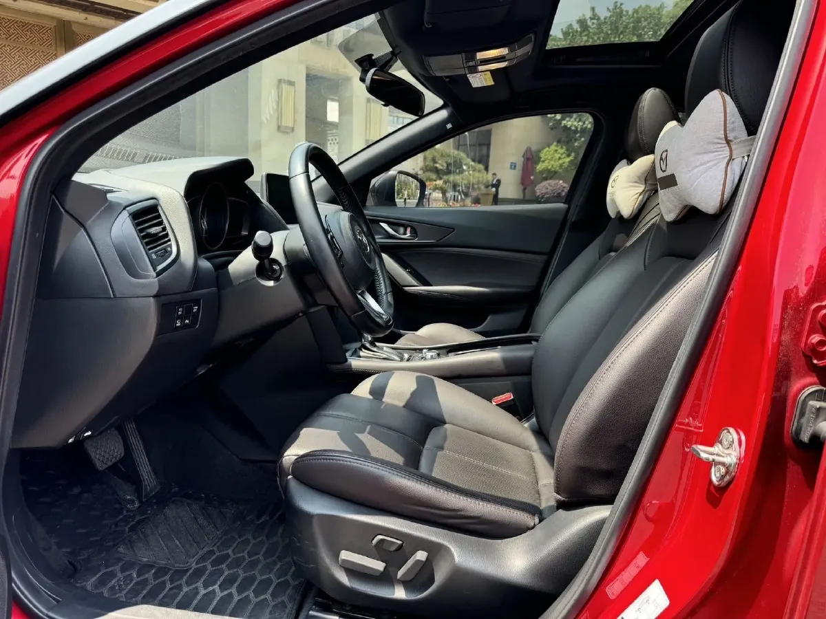 2021 Mazda CX-4 2.0L 158HP L4 6AT,autocango,china used car exporter,china ev exporter,chinese used car exporter,chinese used ev exporter