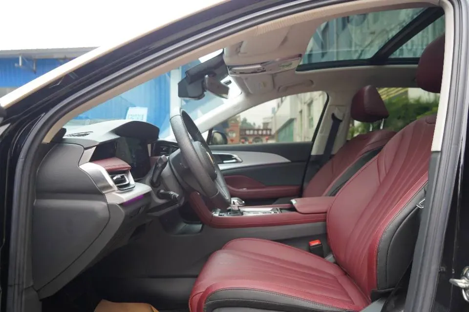 2024 HongQi H5 2.0T 224HP L4 8AT,autocango,china used car exporter,china ev exporter,chinese used car exporter,chinese used ev exporter