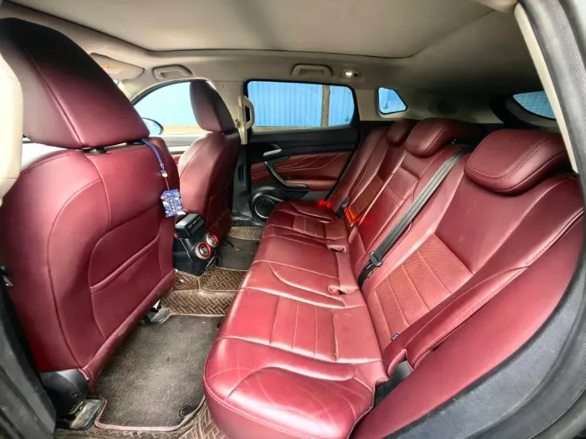 2017 WEY VV7 2.0T 234HP L4 7DCT,autocango,china used car exporter,china ev exporter,chinese used car exporter,chinese used ev exporter