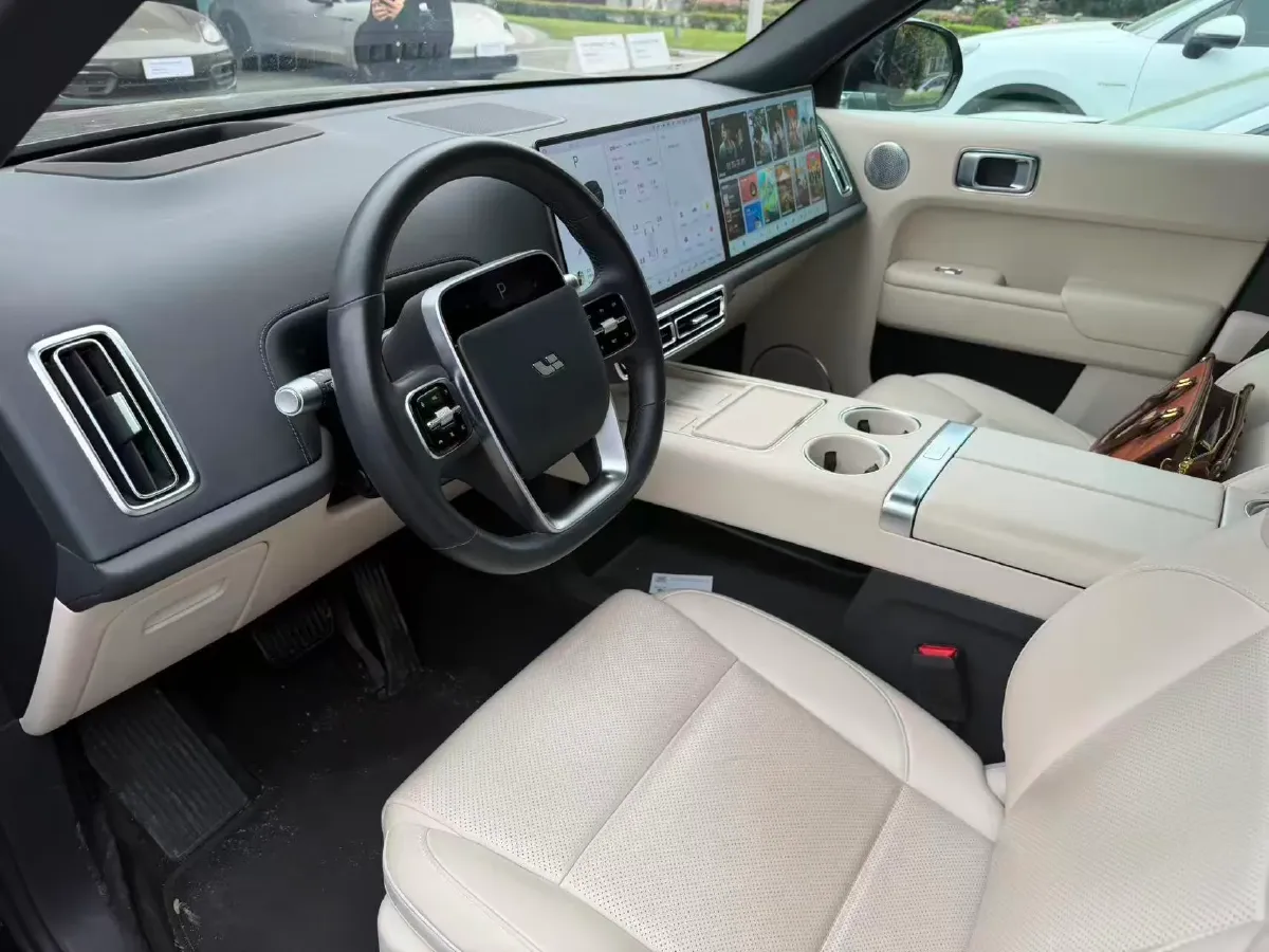 2024 Li L9 Range Extended 154HP REEV 52.3KWH,autocango,china used car exporter,china ev exporter,chinese used car exporter,chinese used ev exporter