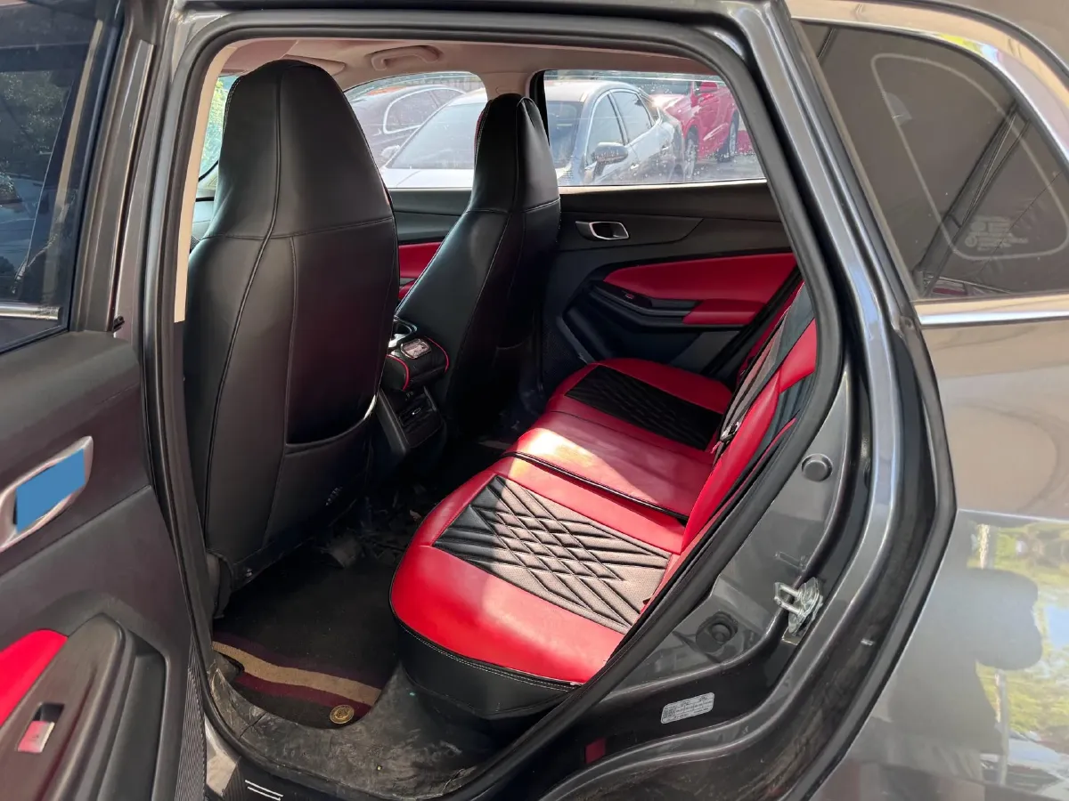 2022 ChangAn Oshan X7 Plus 1.5T 188HP L4 7DCT,autocango,china used car exporter,china ev exporter,chinese used car exporter,chinese used ev exporter