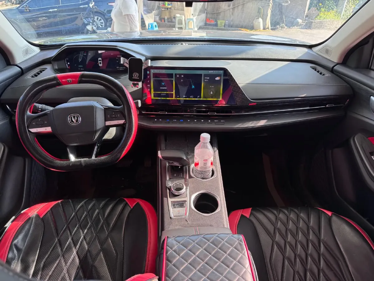 2022 ChangAn Oshan X7 Plus 1.5T 188HP L4 7DCT,autocango,china used car exporter,china ev exporter,chinese used car exporter,chinese used ev exporter