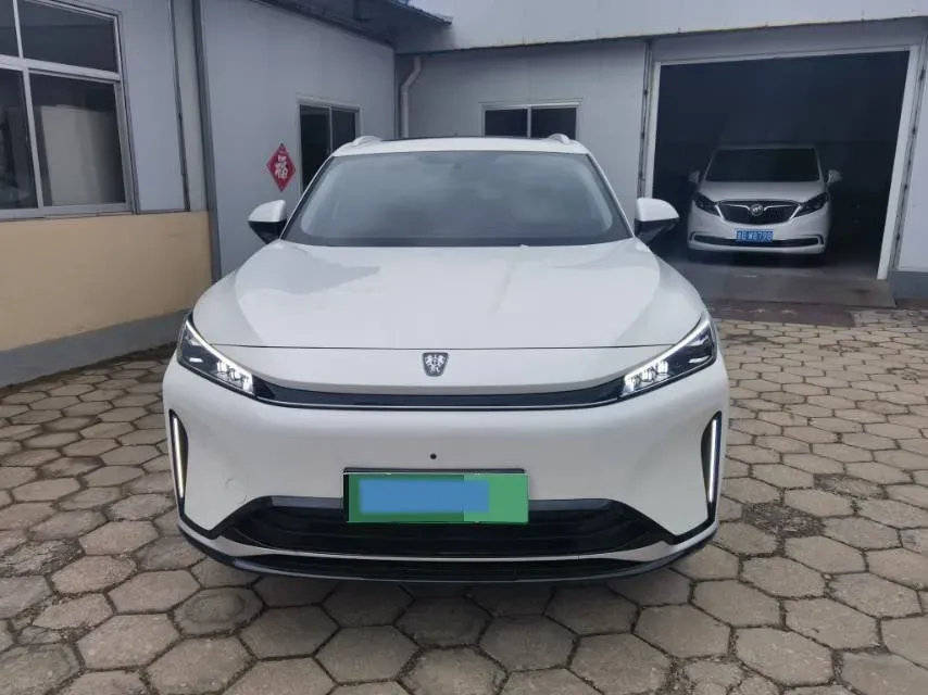 2024 Roewe D5X DMH 1.5T 150HP L4 2DHT PHEV 21.4KWH,autocango,china used car exporter,china ev exporter,chinese used car exporter,chinese used ev exporter
