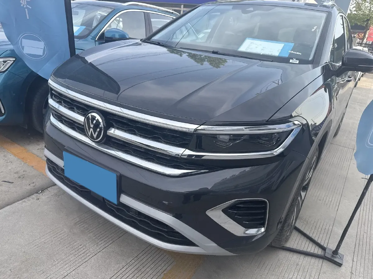 2024 Volkswagen Talagon 2.0T 220HP L4 7DCT,autocango,china used car exporter,china ev exporter,chinese used car exporter,chinese used ev exporter