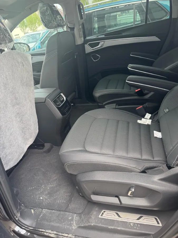 2024 Volkswagen Talagon 2.0T 220HP L4 7DCT,autocango,china used car exporter,china ev exporter,chinese used car exporter,chinese used ev exporter