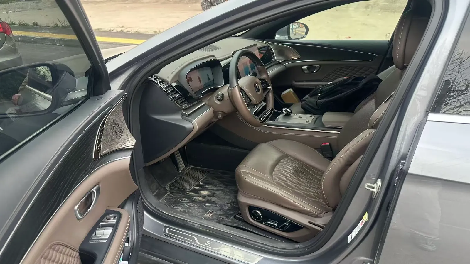 2022 Lincoln Corsair 2.0T 245HP L4 8AT,autocango,china used car exporter,china ev exporter,chinese used car exporter,chinese used ev exporter