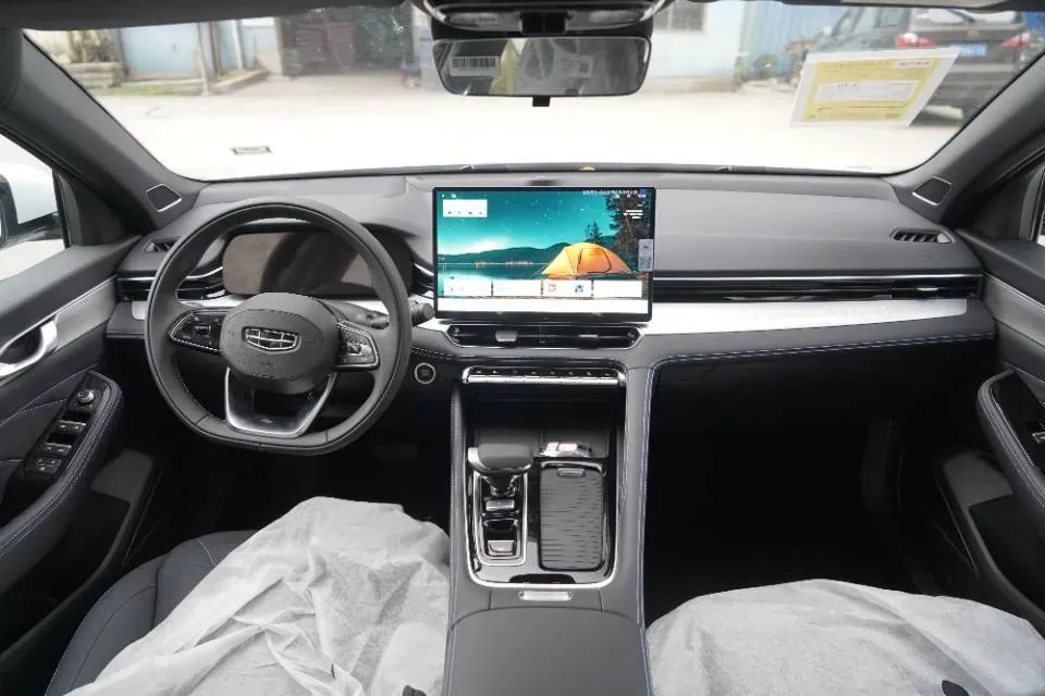 2026 Geely Preface 1.5T 181HP L4 7DCT,autocango,china used car exporter,china ev exporter,chinese used car exporter,chinese used ev exporter