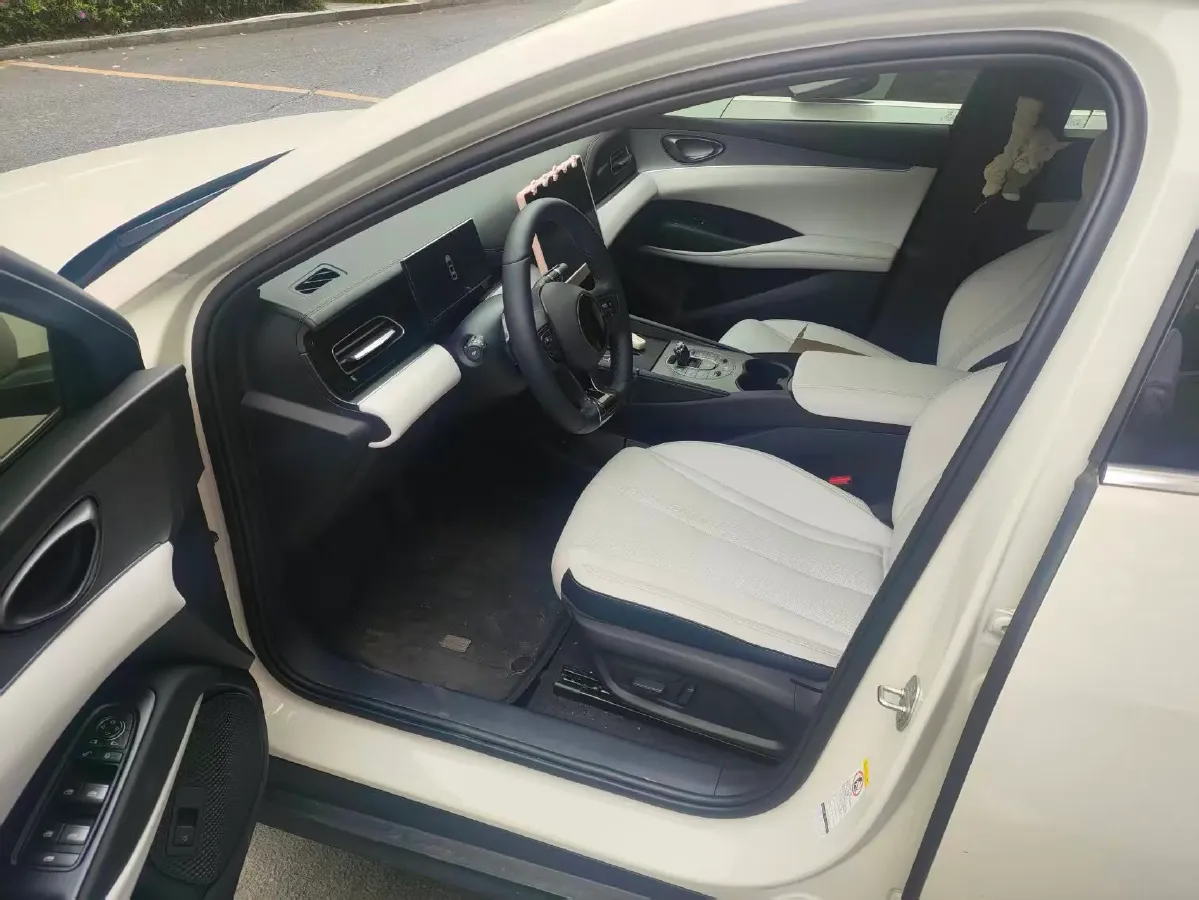 2025 BYD Seal06 1.5L 101HP L4 E-CVT PHEV 15.87KWH,autocango,china used car exporter,china ev exporter,chinese used car exporter,chinese used ev exporter