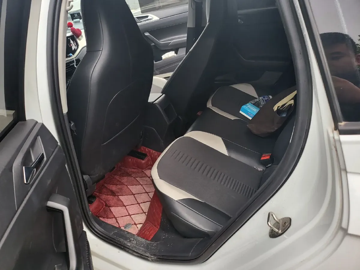 2023 Volkswagen Polo 1.5L 110HP L4 6AT,autocango,china used car exporter,china ev exporter,chinese used car exporter,chinese used ev exporter