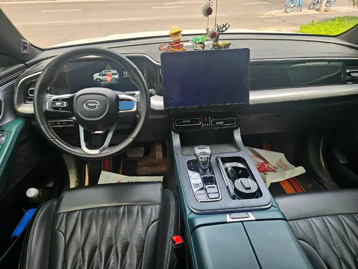 2022 GAC Trumpchi GS8 2.0T 252HP L4 8AT,autocango,china used car exporter,china ev exporter,chinese used car exporter,chinese used ev exporter