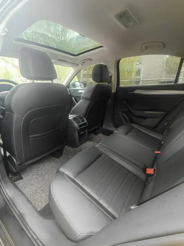 2019 Skoda Superb 1.4T 150HP L4 7DCT,autocango,china used car exporter,china ev exporter,chinese used car exporter,chinese used ev exporter