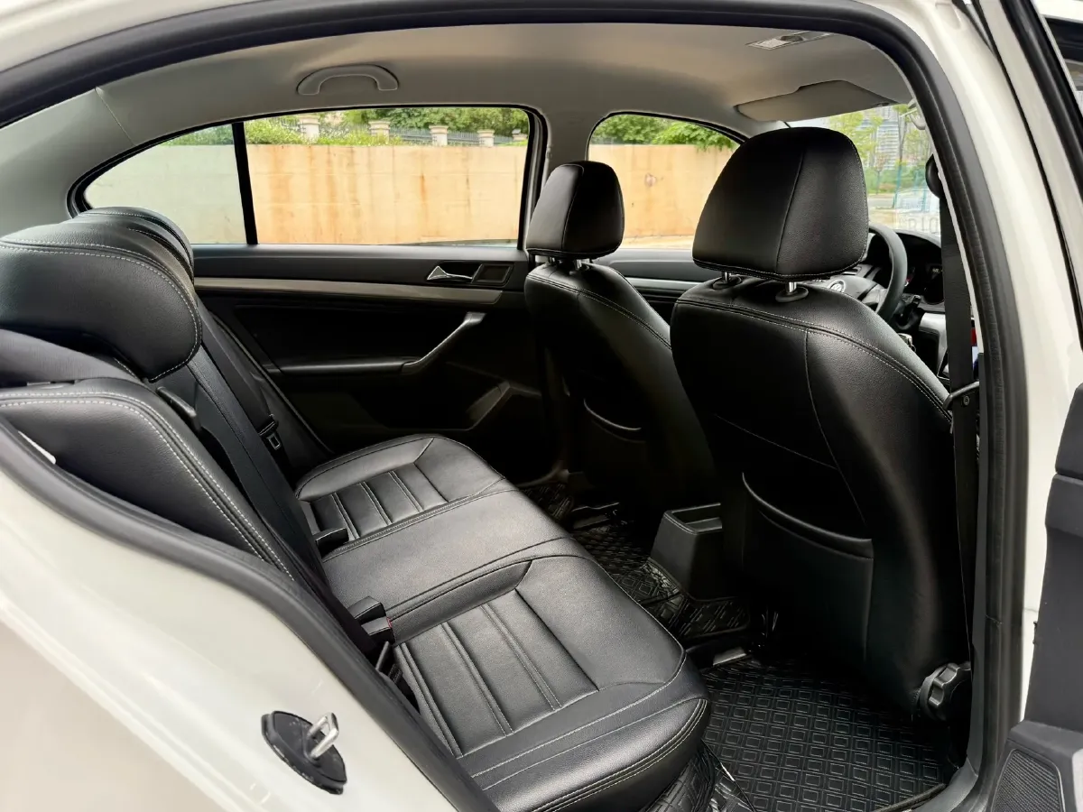 2019 ChangAn Eado XT 1.6L 128HP L4 6AT,autocango,china used car exporter,china ev exporter,chinese used car exporter,chinese used ev exporter