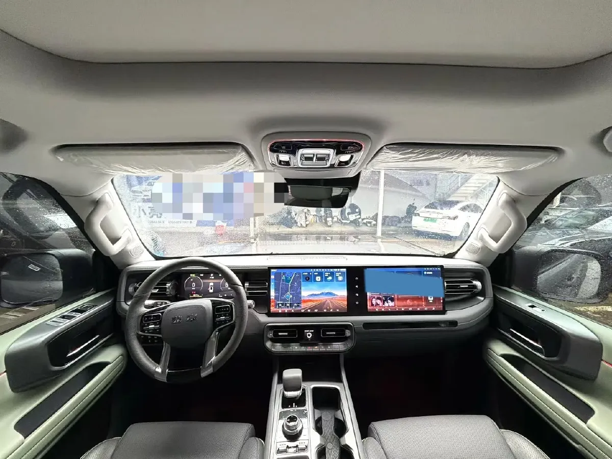 2024 Beijing BJ40 2.0T 245HP L4 8AT,autocango,china used car exporter,china ev exporter,chinese used car exporter,chinese used ev exporter