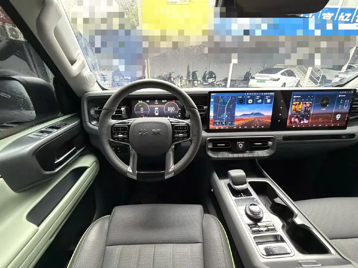 2024 Beijing BJ40 2.0T 245HP L4 8AT,autocango,china used car exporter,china ev exporter,chinese used car exporter,chinese used ev exporter