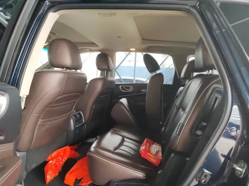 2016 Jaguar XF 2.0T 240HP L4 8AT,autocango,china used car exporter,china ev exporter,chinese used car exporter,chinese used ev exporter