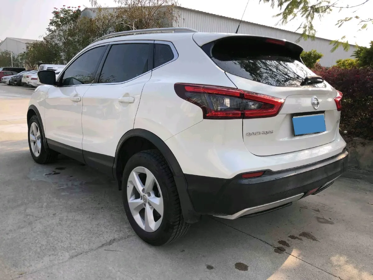 2022 Nissan Qashqai 2.0L 151HP L4 CVT,autocango,china used car exporter,china ev exporter,chinese used car exporter,chinese used ev exporter