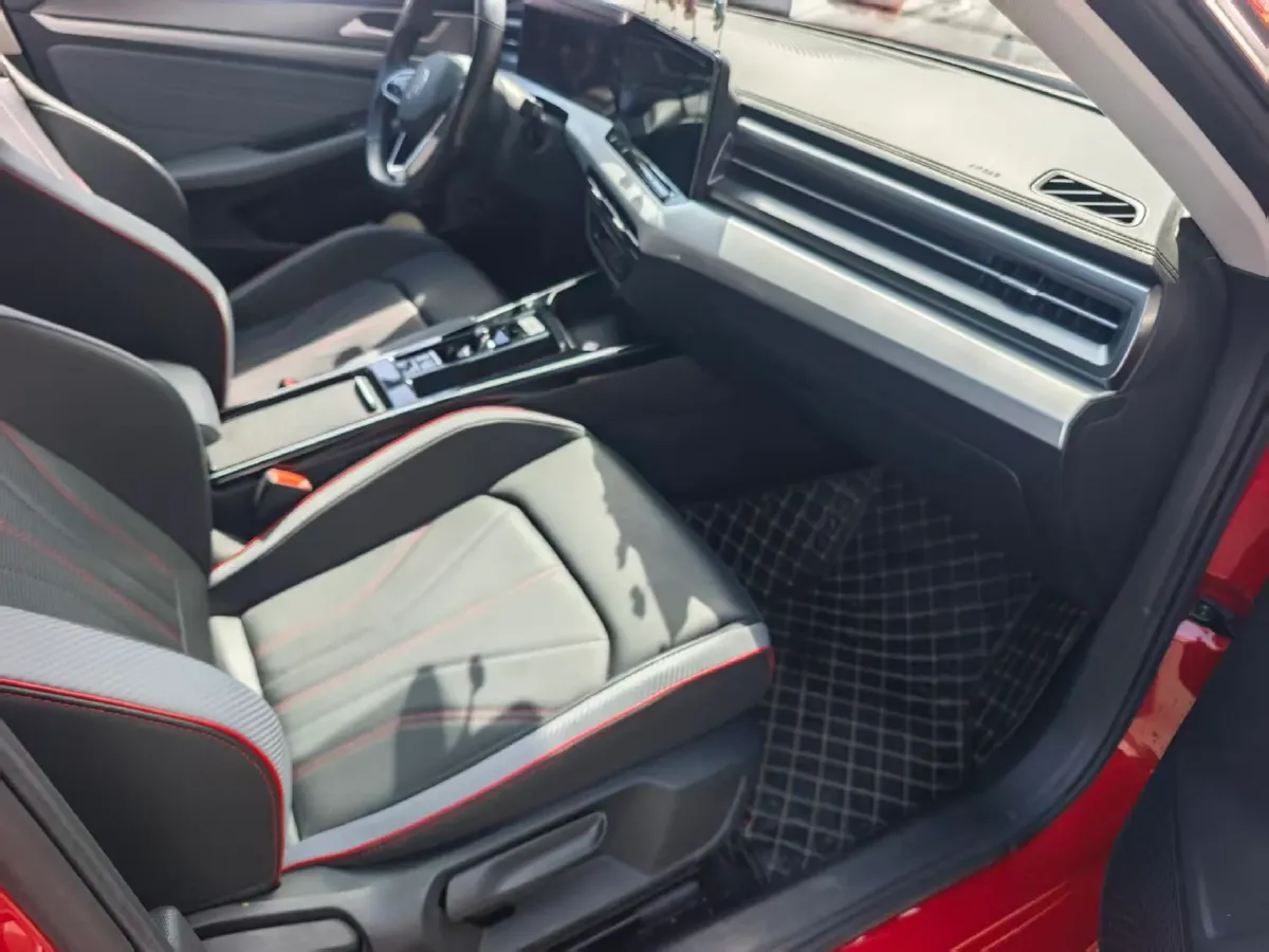 2022 Jetour DASHING i-DM 1.5T 156HP L4 3DHT PHEV 19.27KWH,autocango,china used car exporter,china ev exporter,chinese used car exporter,chinese used ev exporter