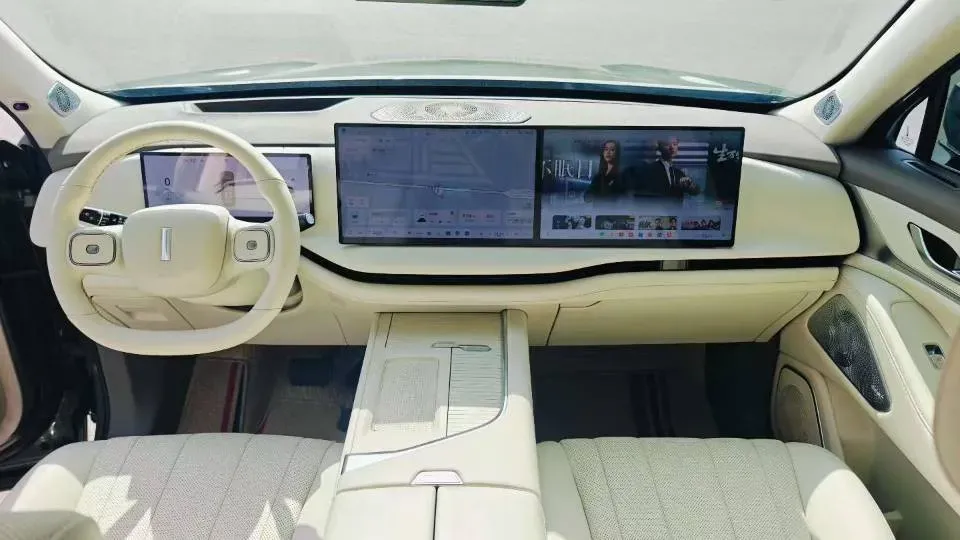 2025 WEY BlueMountain 1.5T 170HP L4 4DHT PHEV 44.5KWH,autocango,china used car exporter,china ev exporter,chinese used car exporter,chinese used ev exporter