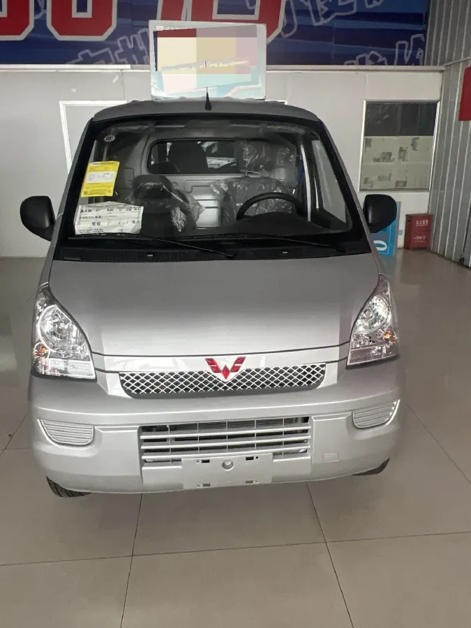 2021 WuLing RongGuang New Truck 1.5L 99HP L4 5MT,autocango,china used car exporter,china ev exporter,chinese used car exporter,chinese used ev exporter