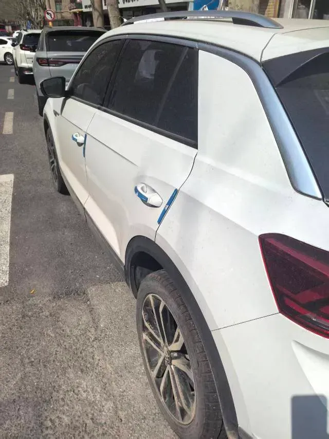 2021 Volkswagen T-Roc 1.4T 150HP L4 7DCT,autocango,china used car exporter,china ev exporter,chinese used car exporter,chinese used ev exporter