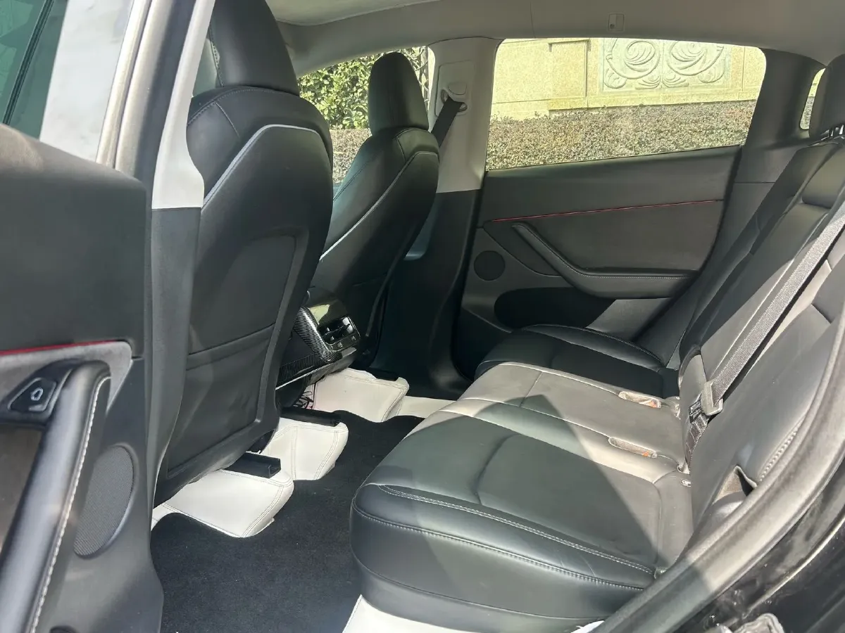 2022 Tesla Model Y BEV 60KWH,autocango,china used car exporter,china ev exporter,chinese used car exporter,chinese used ev exporter