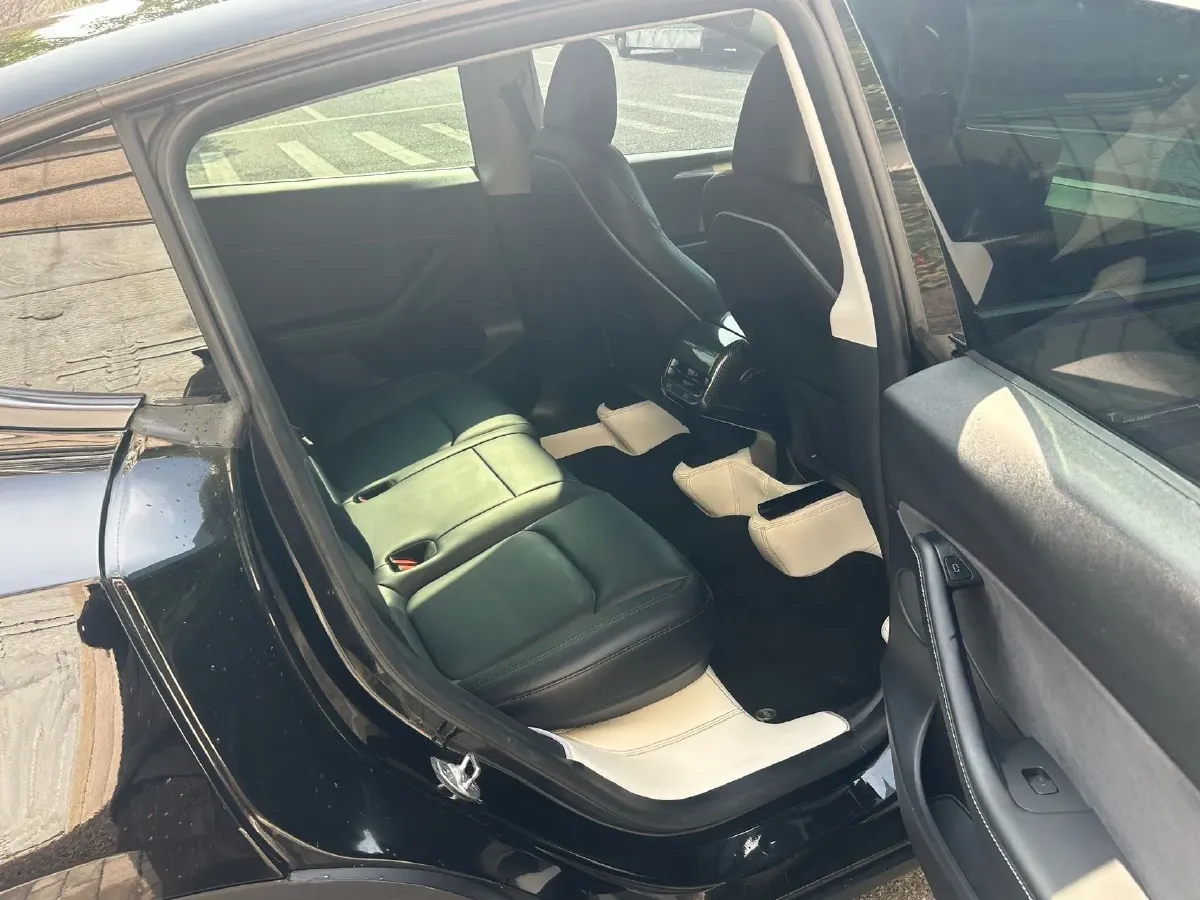 2022 Tesla Model Y BEV 60KWH,autocango,china used car exporter,china ev exporter,chinese used car exporter,chinese used ev exporter