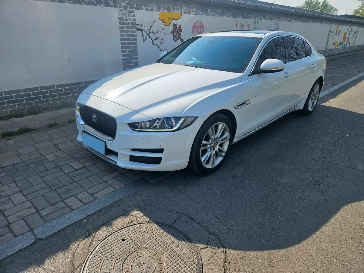 2019 Land Rover Discovery Sport 2.0T 200HP L4 9AT,autocango,china used car exporter,china ev exporter,chinese used car exporter,chinese used ev exporter