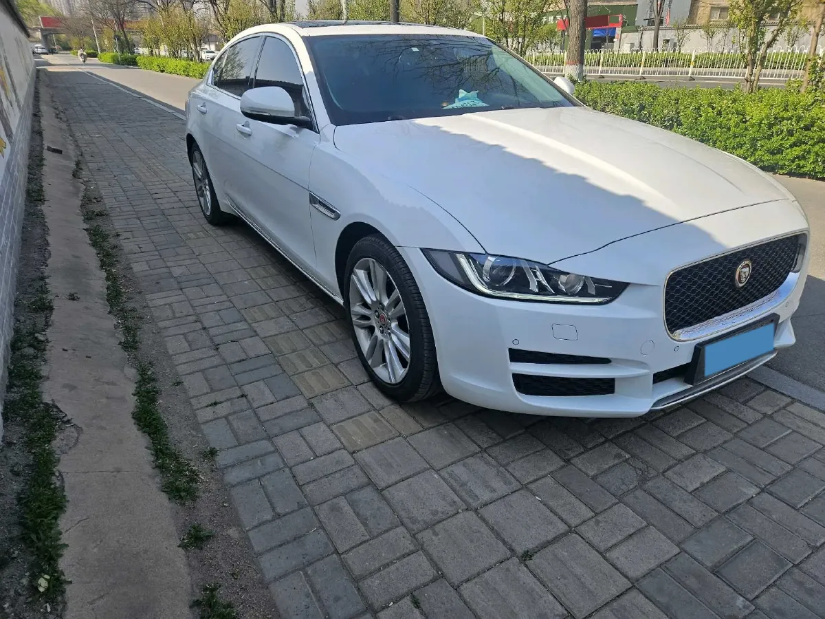 2019 Land Rover Discovery Sport 2.0T 200HP L4 9AT,autocango,china used car exporter,china ev exporter,chinese used car exporter,chinese used ev exporter