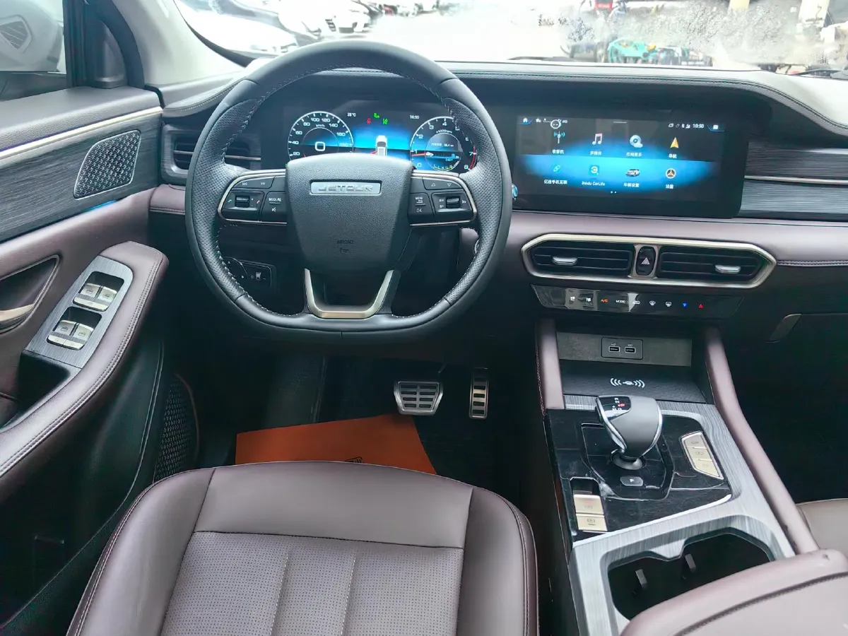 2023 Jetour X90 Plus 1.6T 197HP L4 7DCT,autocango,china used car exporter,china ev exporter,chinese used car exporter,chinese used ev exporter