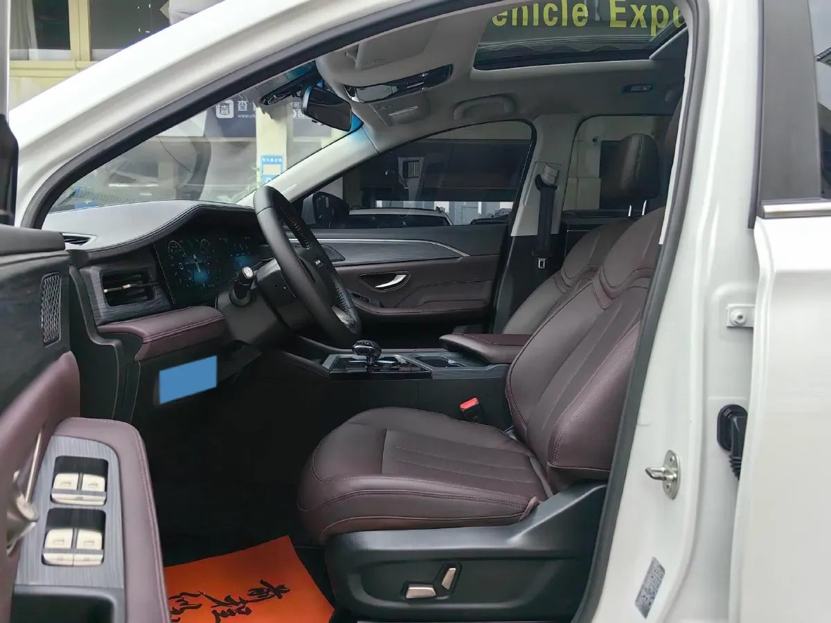 2023 Jetour X90 Plus 1.6T 197HP L4 7DCT,autocango,china used car exporter,china ev exporter,chinese used car exporter,chinese used ev exporter