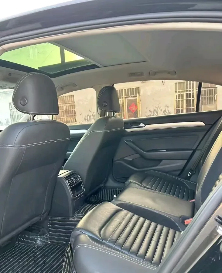 2020 Volkswagen Magotan 1.4T 150HP L4 7DCT,autocango,china used car exporter,china ev exporter,chinese used car exporter,chinese used ev exporter