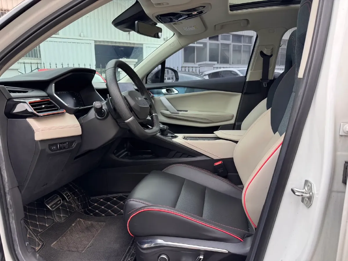 2020 LYNK&CO 06 1.5T 177HP L3 7DCT,autocango,china used car exporter,china ev exporter,chinese used car exporter,chinese used ev exporter