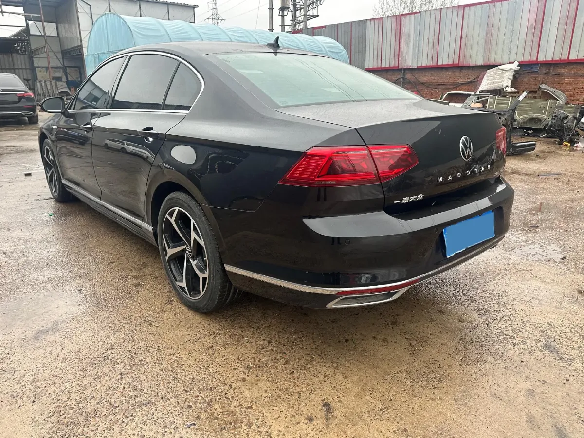 2023 Volkswagen Magotan 2.0T 186HP L4 7DCT,autocango,china used car exporter,china ev exporter,chinese used car exporter,chinese used ev exporter
